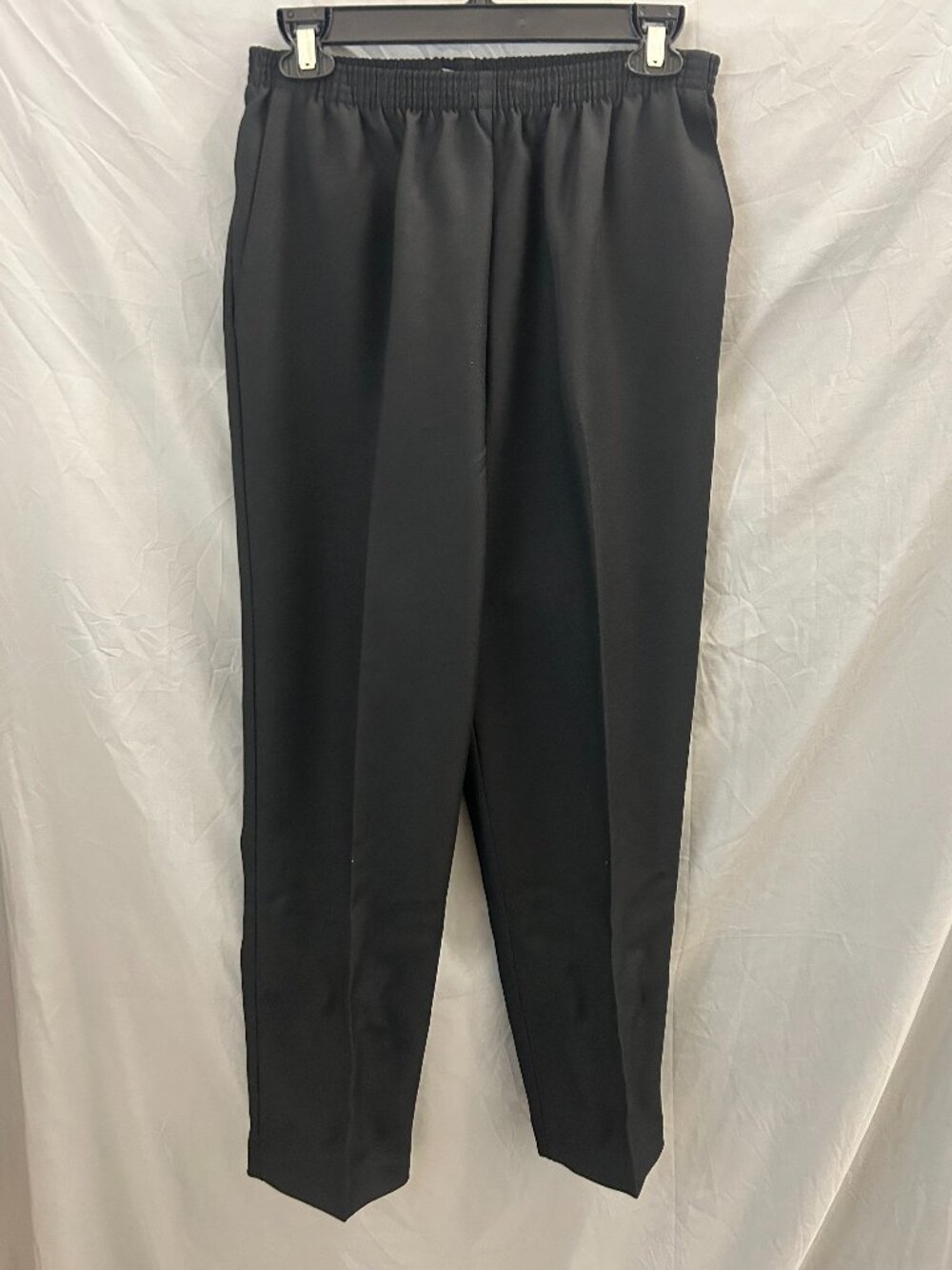 Alfred Dunner Classics Black Proportioned Short Elastic Waist Pants Size 8 NWT